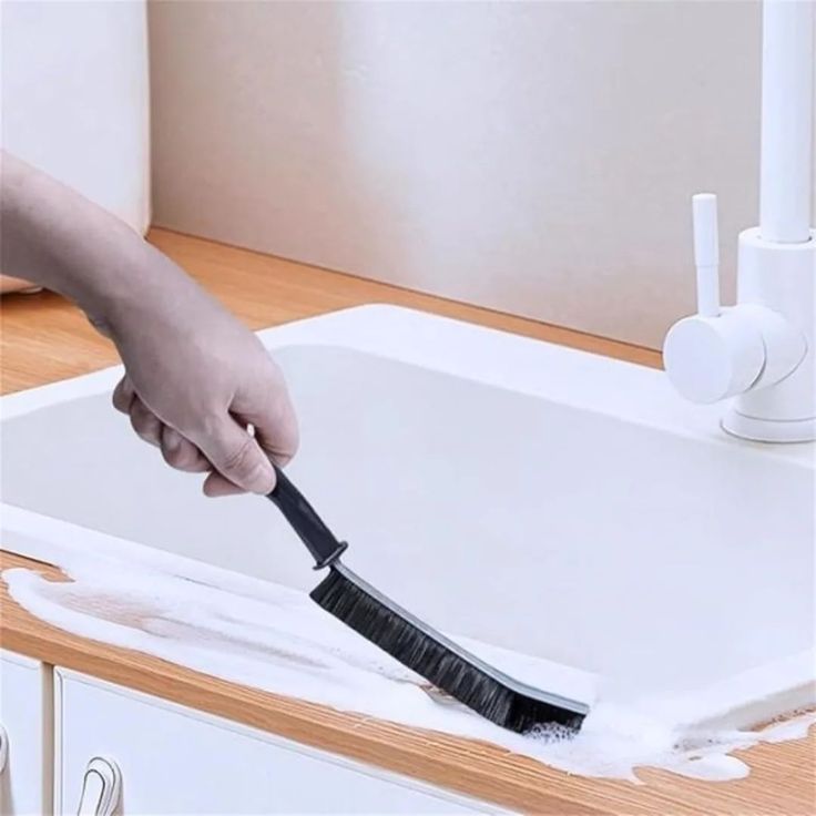 Hard Bristled Crevice Cleaning Brush